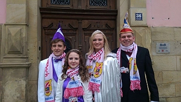 prinzenpaare2 rathaussturm 09 11 2014 kl